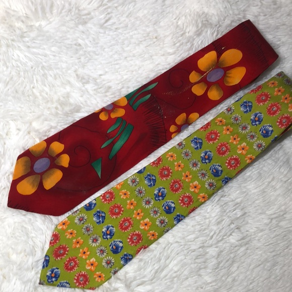 Jerry Garcia Red Tie & Gap Premium Authentic Neckwear Flower Tie Set of 2 Ties - Picture 2 of 9